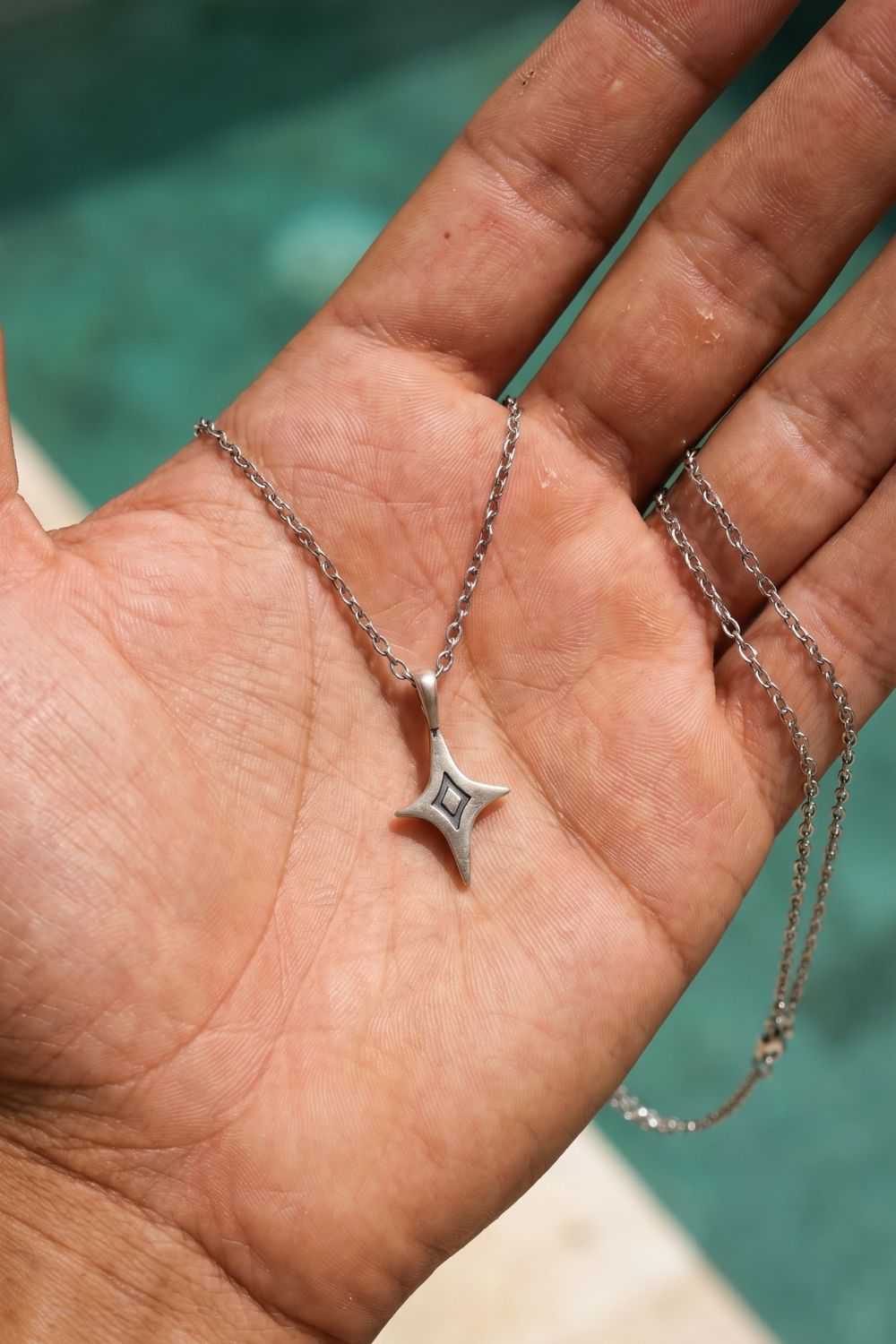 The Ray Necklace
