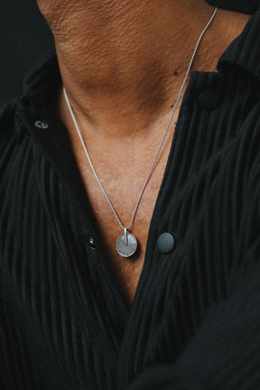 Le collier éternel